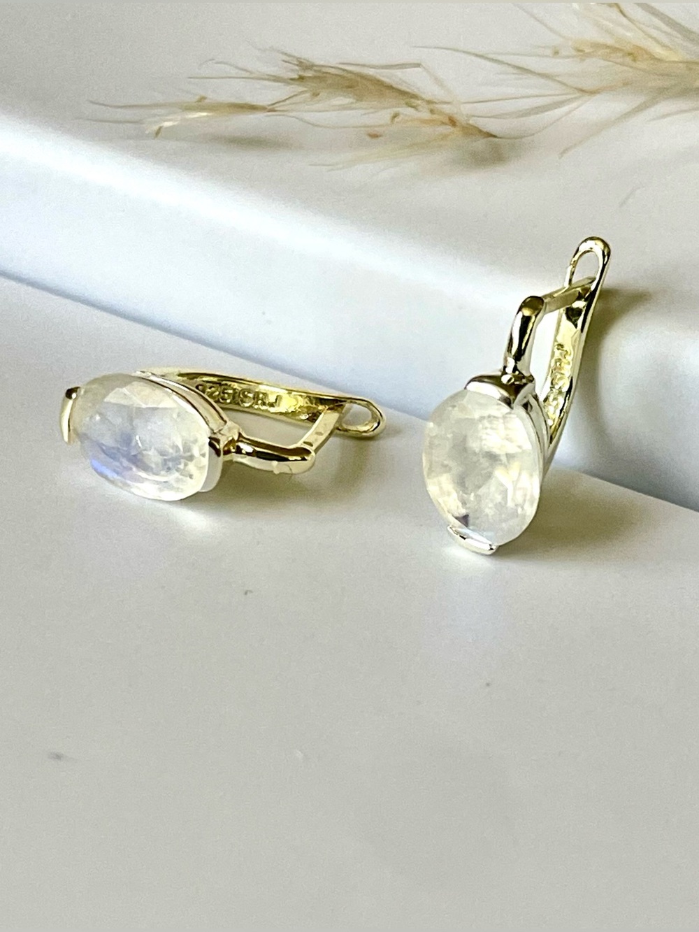 Pretty Moonstone Huggie Earrings!! 925 Sterling Silver (12 mm)